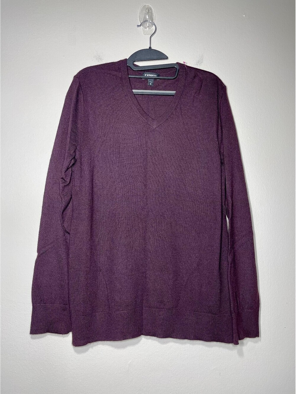 EXPRESS Merino Wool Blend V-Neck Red Preppy Corporate M